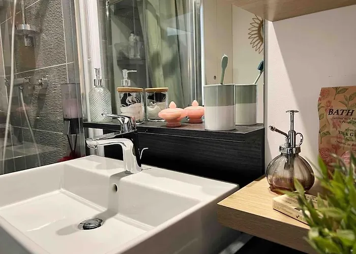 شقة L'imperti'nantes